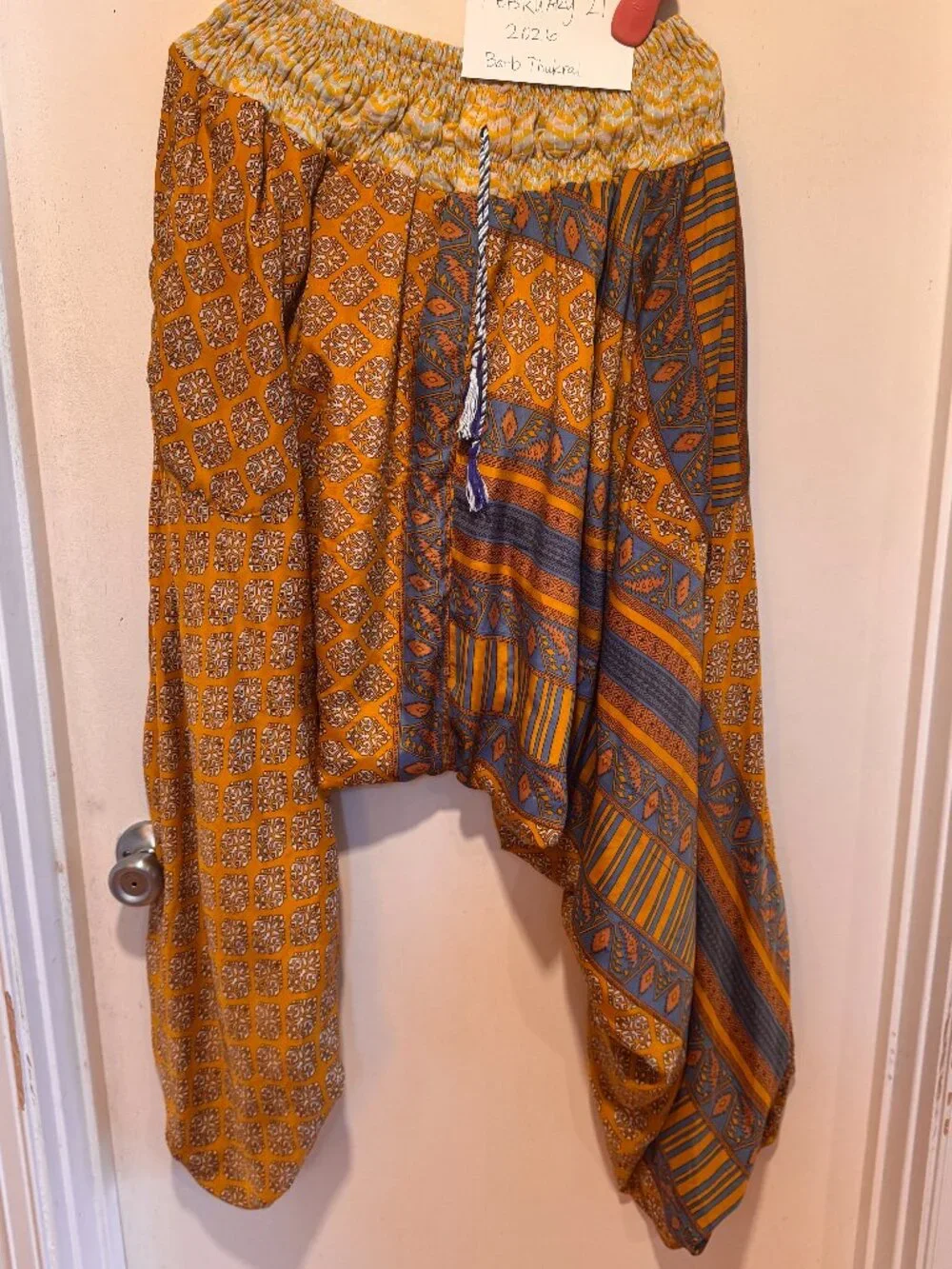 Silk Everyday Harems - Picture 1 of 3